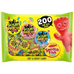 SOUR PATCH KIDS and SWEDISH FISH Mini Soft and Chewy Candy Variety Pack (200 pk.)