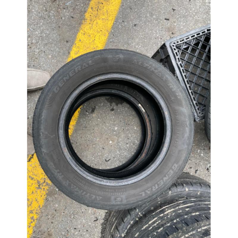 Scrap Tires Huling  400PCS