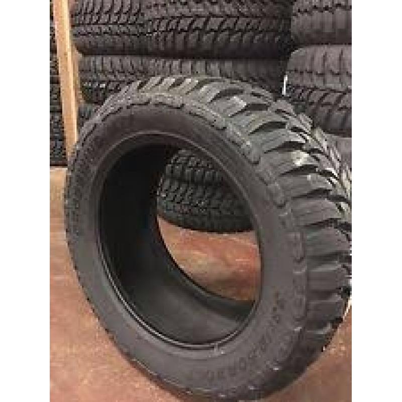 Used Tire   245-30R20	  90W XL
