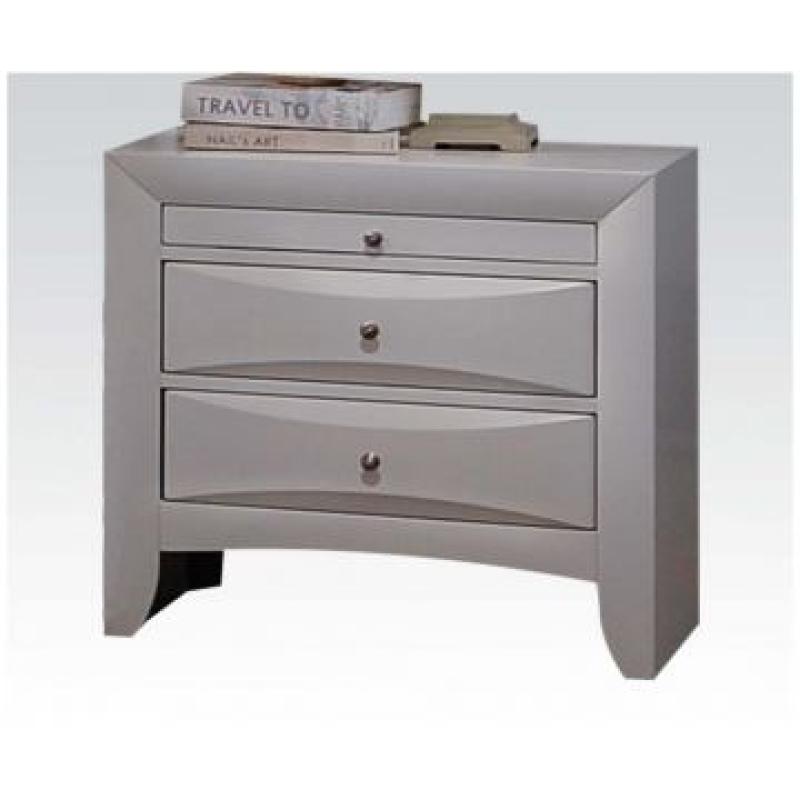 Acme Ireland 8-Drawer Dresser in White 21706