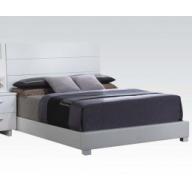 LORIMAR QUEEN BED