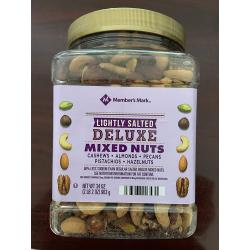 Member&#039;s Mark Lightly Salted Deluxe Mixed Nuts (34oz)